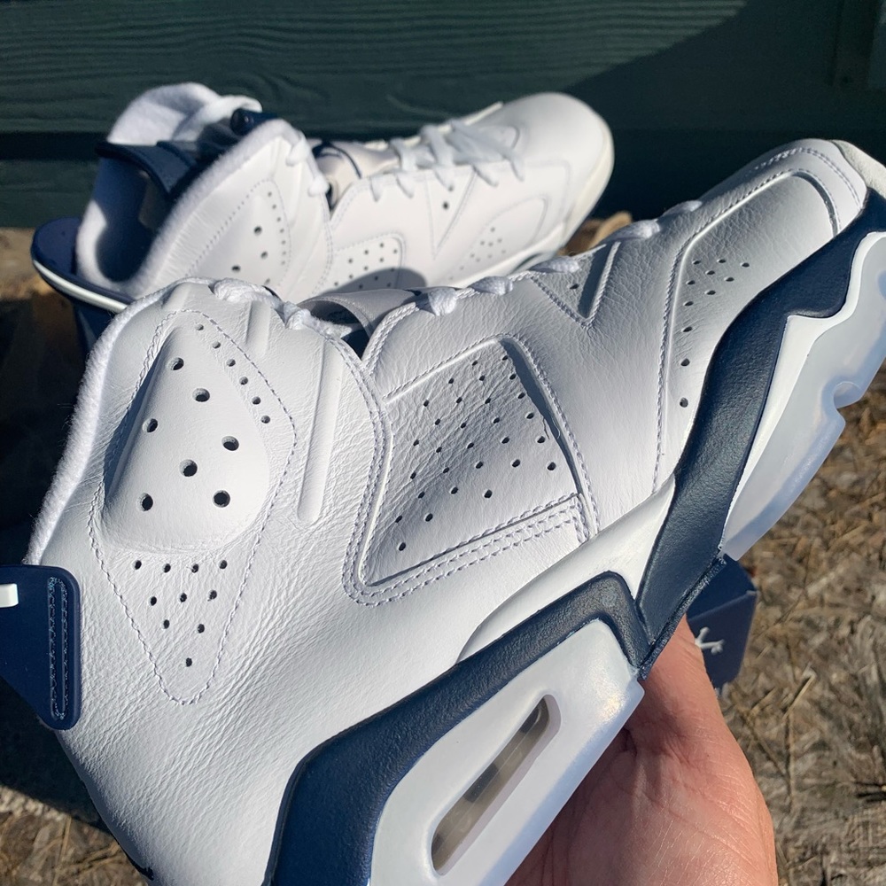 Air Jordan 6 Retro White Midnight Navy Size 12